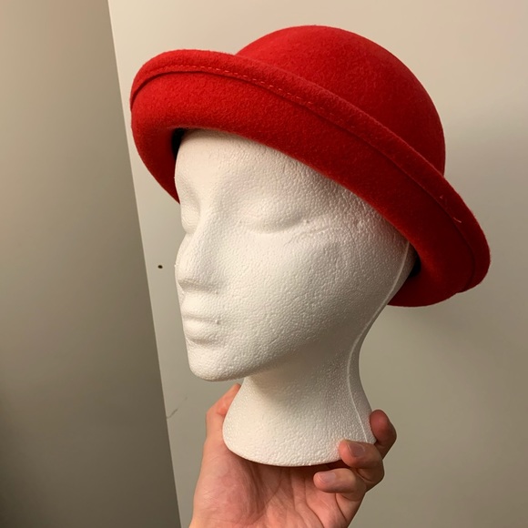 Red Hat - Picture 1 of 3